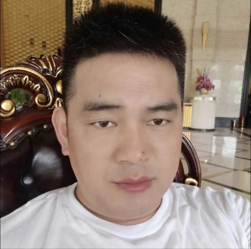 随风的第一张照片--宿迁相亲服务中心