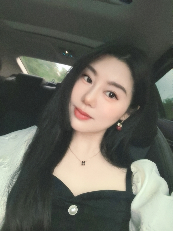 潇潇暮雨的第一张照片--宿迁相亲服务中心