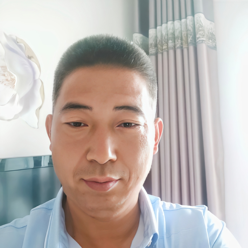 雨中漫步的第一张照片--宿迁相亲服务中心