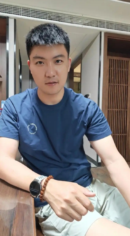 大鹏展翅的第二张照片--宿迁相亲服务中心