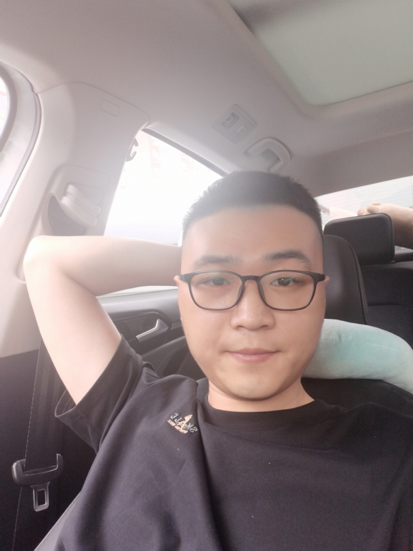 JingY的第一张照片--宿迁相亲服务中心