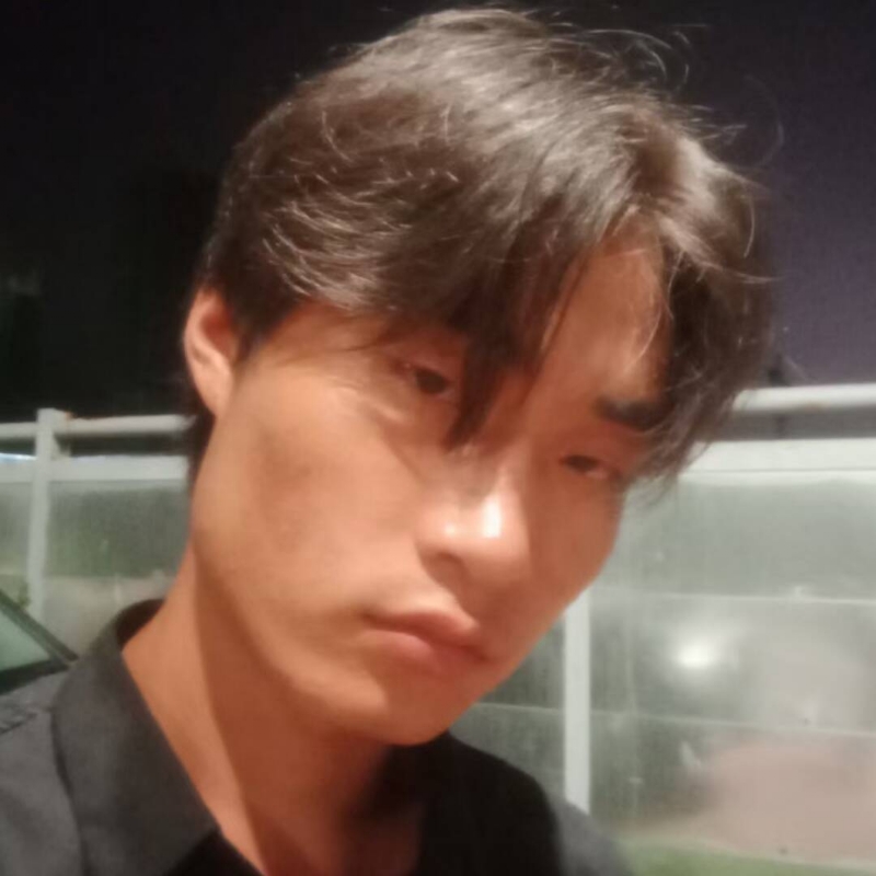 谨言慎行的第一张照片--宿迁相亲服务中心