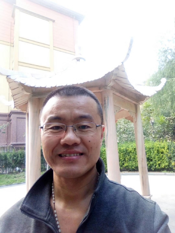 撸起袖子加油干的第一张照片--宿迁相亲服务中心