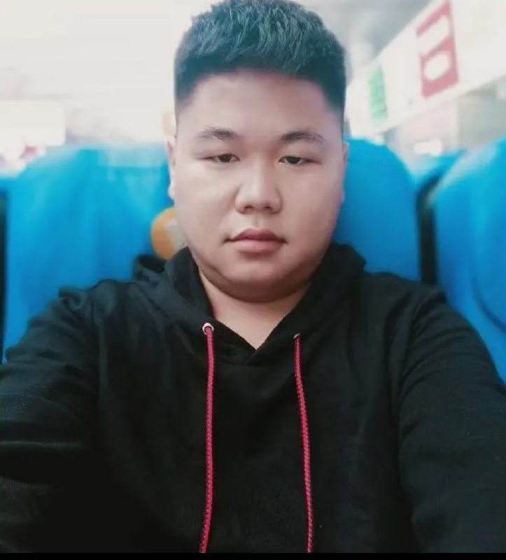 黄斌的第一张照片--宿迁相亲服务中心