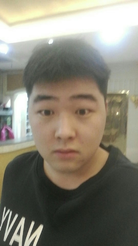 丹尼的第二张照片--宿迁相亲服务中心