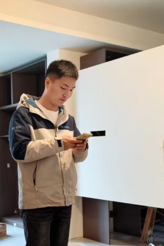 熊展的第一张照片--宿迁相亲服务中心