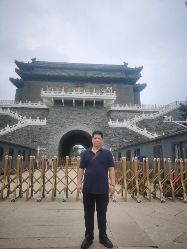 伟哥的第一张照片--宿迁相亲服务中心