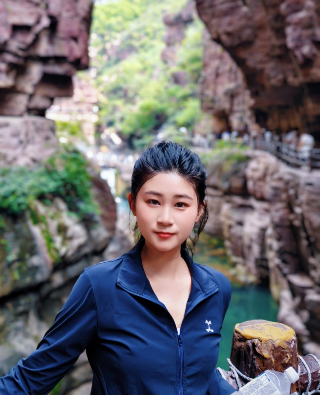 小S的第二张照片--宿迁相亲服务中心