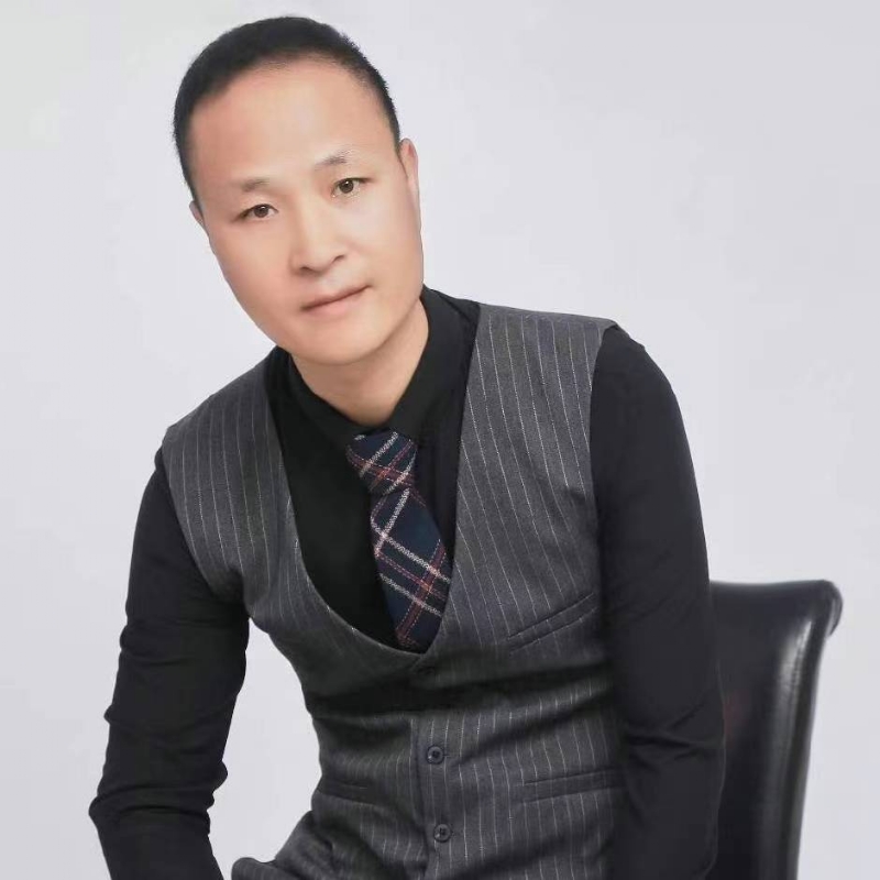 子昂的第二张照片--宿迁相亲服务中心