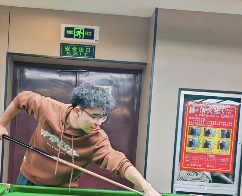 小鬼的第一张照片--宿迁相亲服务中心