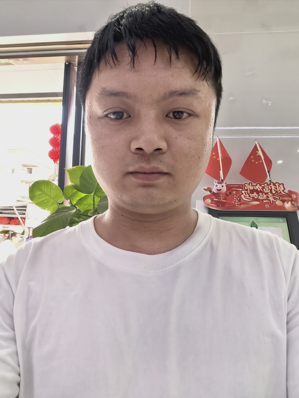 孤单的人生的第一张照片--宿迁相亲服务中心